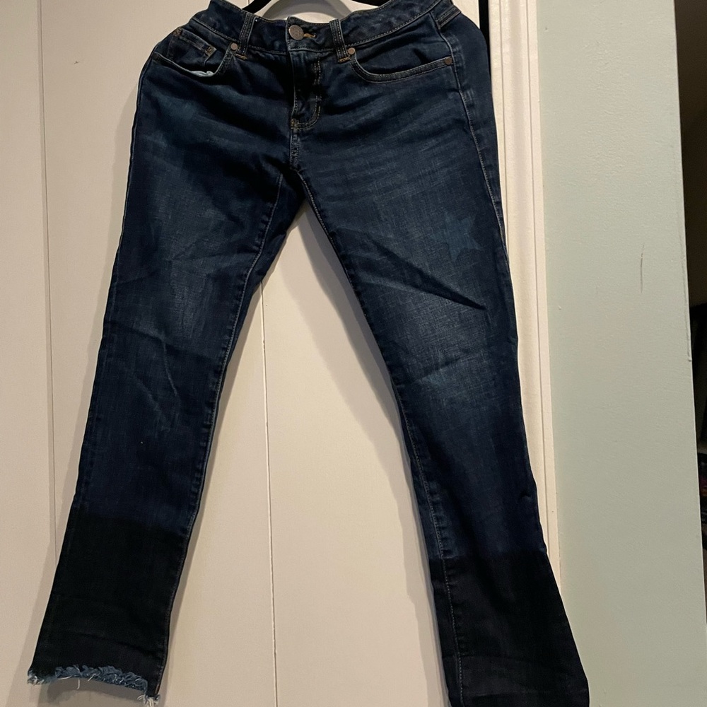 Cabi Slim Boyfriend Jeans size 0 Celebrity Wash￼ Stars Raw Fringe Hem 2020 #3937